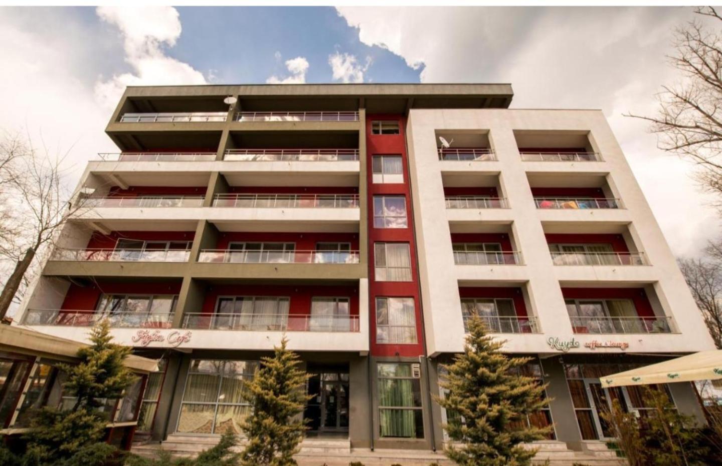 Yza Mamaia Corallia Kültér fotó